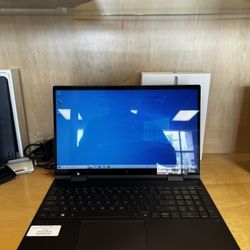 Hp Laptop Computer 16Gb Memory And 512GB SSD