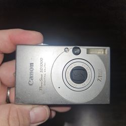 Canon PowerShot Sd1000