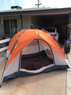 Quick set up 4 Man Tent Mountain