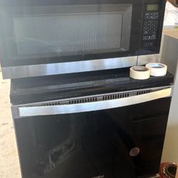 Working Dishwasher @ Microwave,Stove Combo