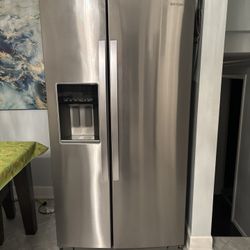 Whirlpool Side By Side Refrigerator 