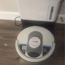 Shark Robot Vacuum