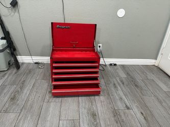 Snap-on Red 5-Drawer Top Chest with key