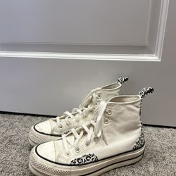 Size 6.5 Platform Converse with Cheetah Print Spots  