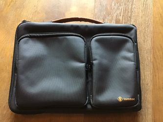 13 Inch Laptop Case /2 Pockets On Side