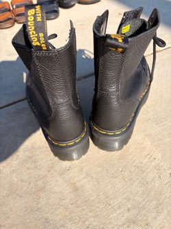 Dr. Martens Jadon III Pisa Leather Platform Boots