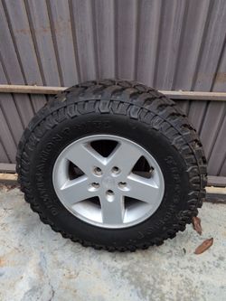 Set of 4 tires Firestone M/T2 LT255/75/17 new