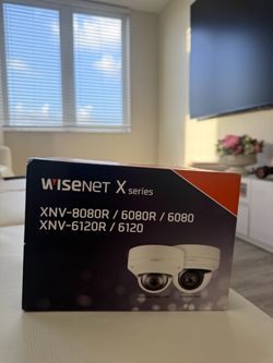 Hanwha XNV-8080R Camera