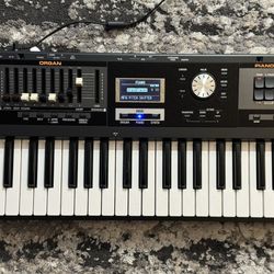 Roland V-Combo VR-09 Live Performance Keyboard Synthesizer with Power Cable