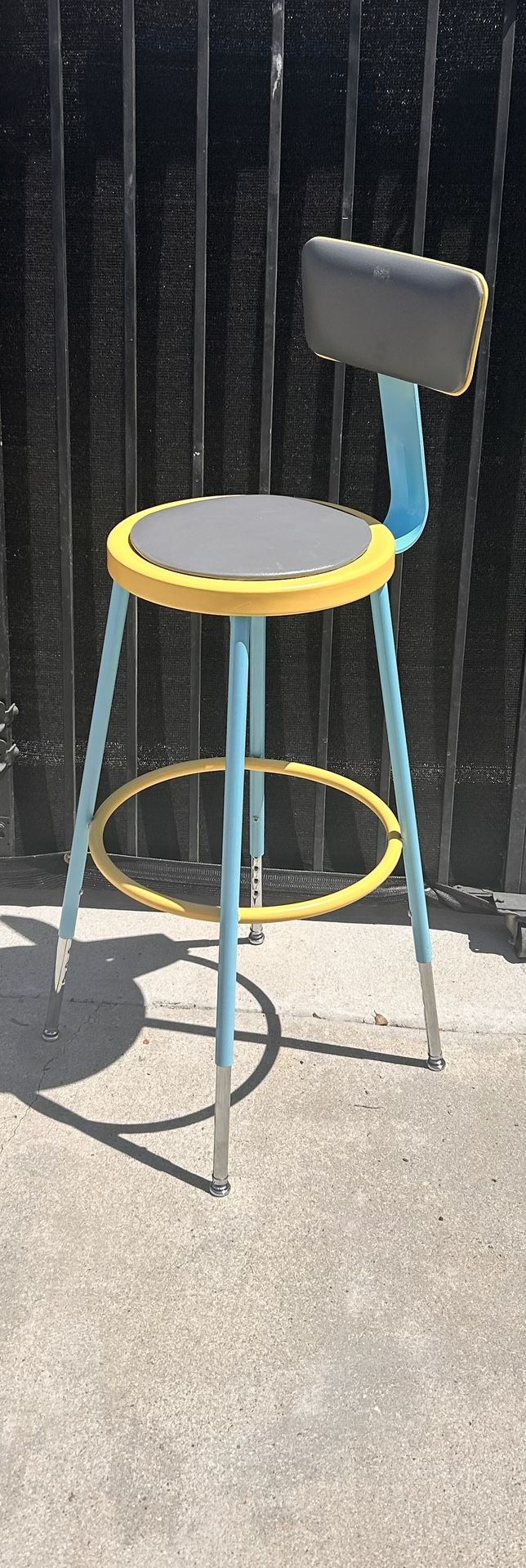 Retro Stool