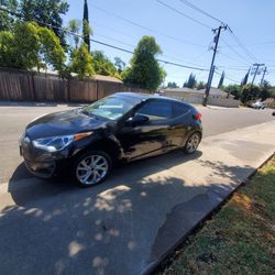 2016 Hyndai Veloster 