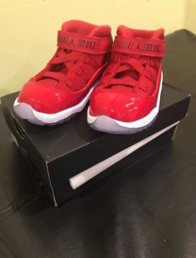 Retro 11 Size 9c