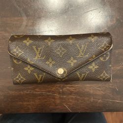  Louis Vuitton Wallet ✨ Authentic