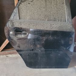 2015 Toyota Prius Right Rear Passenger Door