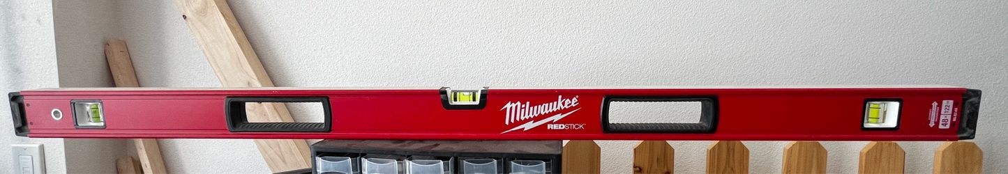 Milwaukee MLBX48 48" 3-Vials RedStick Beam Box Level