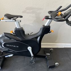 Matrix CXC Commercial-Grade Spin Bike Studio Cycle Trainer Exercise Bicycle Cycling Upright Stationary