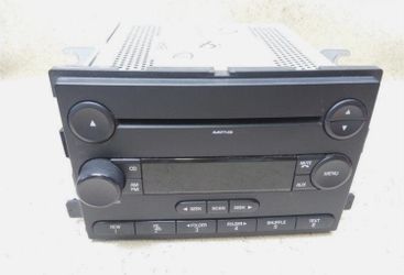Stereo Radio AM FM CD MP3 5S4T18C869BA Fits 05-06 FORD FOCUS E10-17/195278