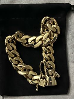 Gold cuban bracelet