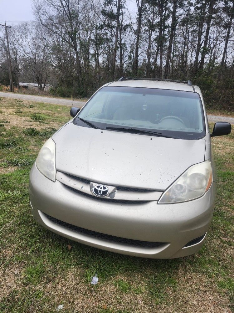 2008 Toyota Sienna