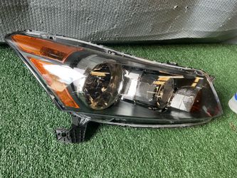 2008 2012 honda accord  right side headlight capa new