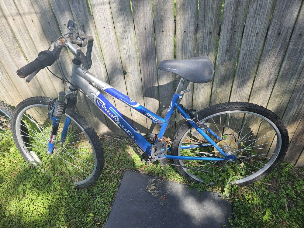 Roadmaster mountain bike
