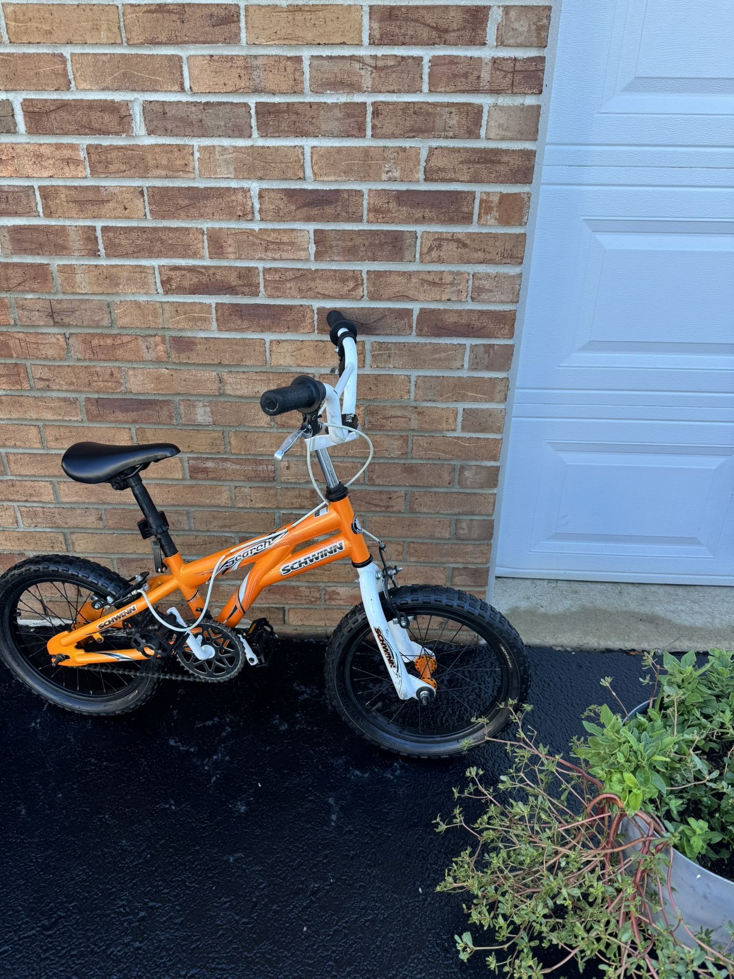 Kids 18” Next Rampage Hard Trail Bmx 