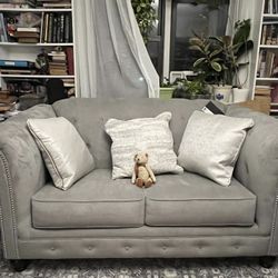 Loveseat Benchcraft 