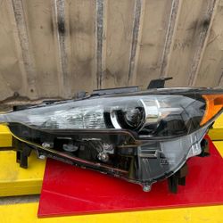 2017-2021 Mazda CX-5 Headlight Driver side Used Oem 