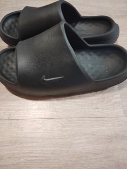 Nike calm 2.0 Nike slides