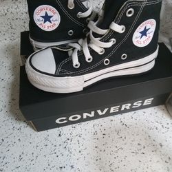 Used Like New , Used Only 1 Time Converse All Star Chuck Taylor 