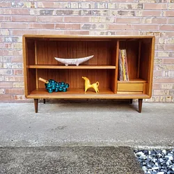 Mid Century Modern Bookshelf or Display Shelf Vintage