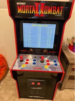 Mortal Kombat Arcade Cabinet