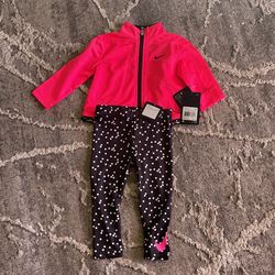 Brand New Nike Set Size 18 Months