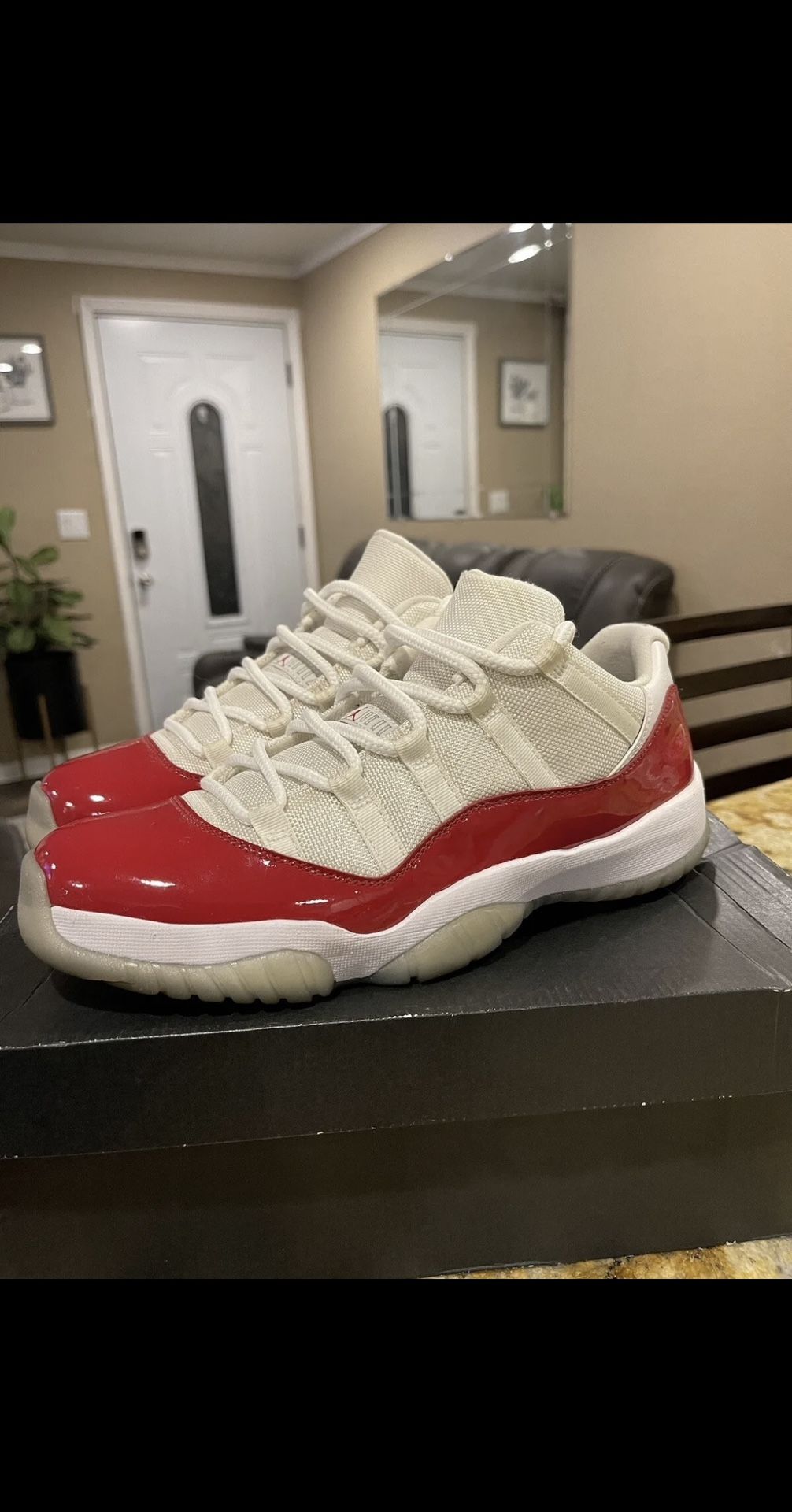 Jordan 11 low cherry size 10.5 shoes 