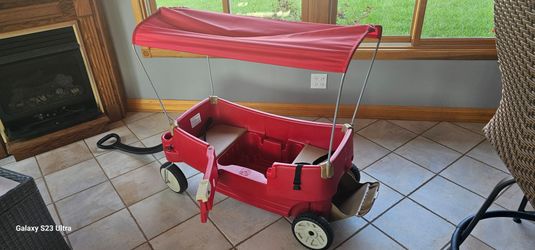 Step 2  All Around Deluxe Wagon with Canopy