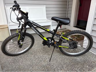 Dynacraft 20 inch kids Shock Zone bike