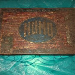 Vintage Humo Cigar Box
