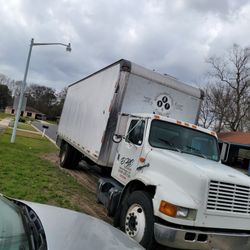 1998 International Box Truck 