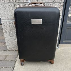 Tommy Hilfigure Suitcase