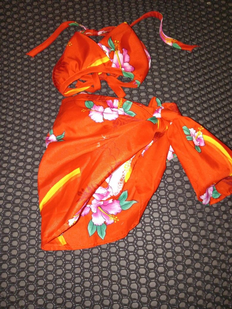 Size 4 Toddler Hawian Bikini Top & Bottom, With Wrap Around Skirt