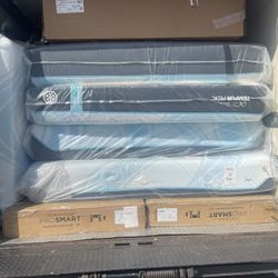 King Queen Size Tempurpedic ProAdapt,  ProBreeze,  LuxeBreeze Mattress  Pro Breeze /Luxe Adapt /Pro Adapt /Adapt /cloud /Tempur pedic contour Supreme 