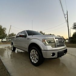 2013 Ford F150 Platinum 