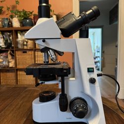 Amscope T690C 40-2500x compound microscope