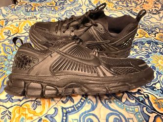 Nike voomero all black