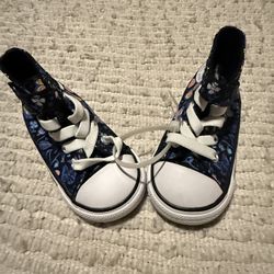 Converse Hi Top Tennis Shoes