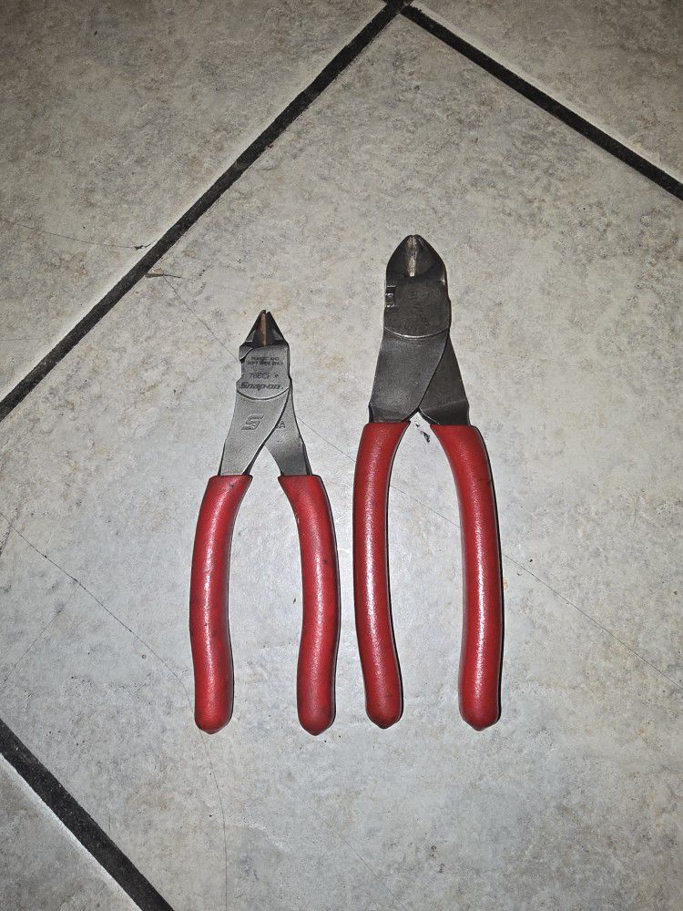 Snap On Tools Cutting Pliers Set Of 2 Pcs. 