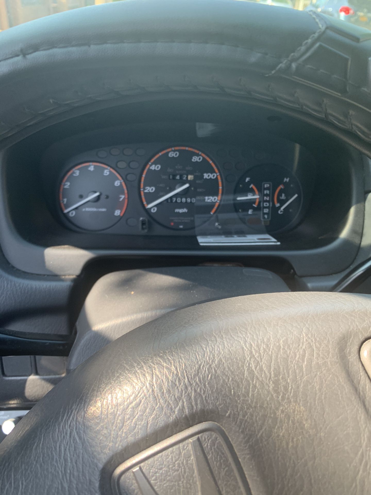 1999 honda crv clean title 170k miles the muffler is leaking a little bit no check engine only code is for the transmission sliping the code says th