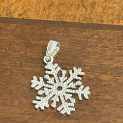 925 sterling silver v34 0.68g 3/4g Pendant Snowflake 
