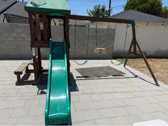 Backyard Discovery Swing Set with slide