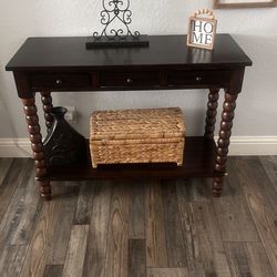 Entry Table With 3 Drawers